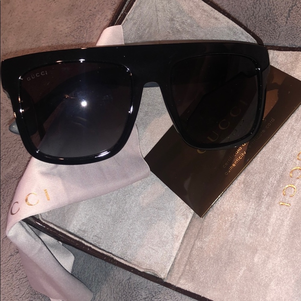 Gucci glasses - worn ONCE!! - Picture 3 of 3